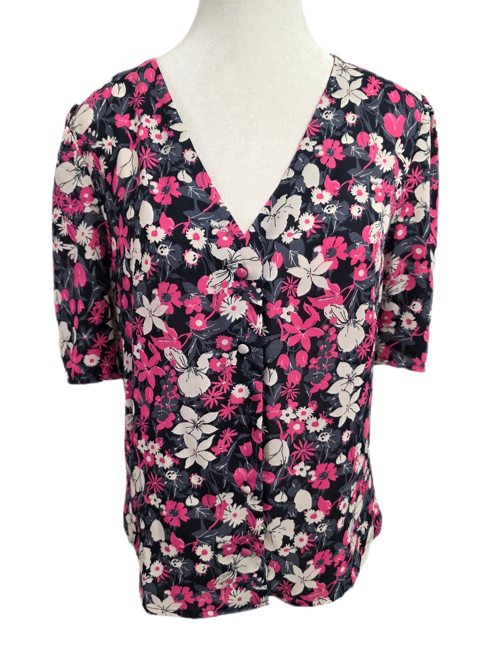 Ann Taylor Factory Button Up V Neck Floral Blouse Size Small